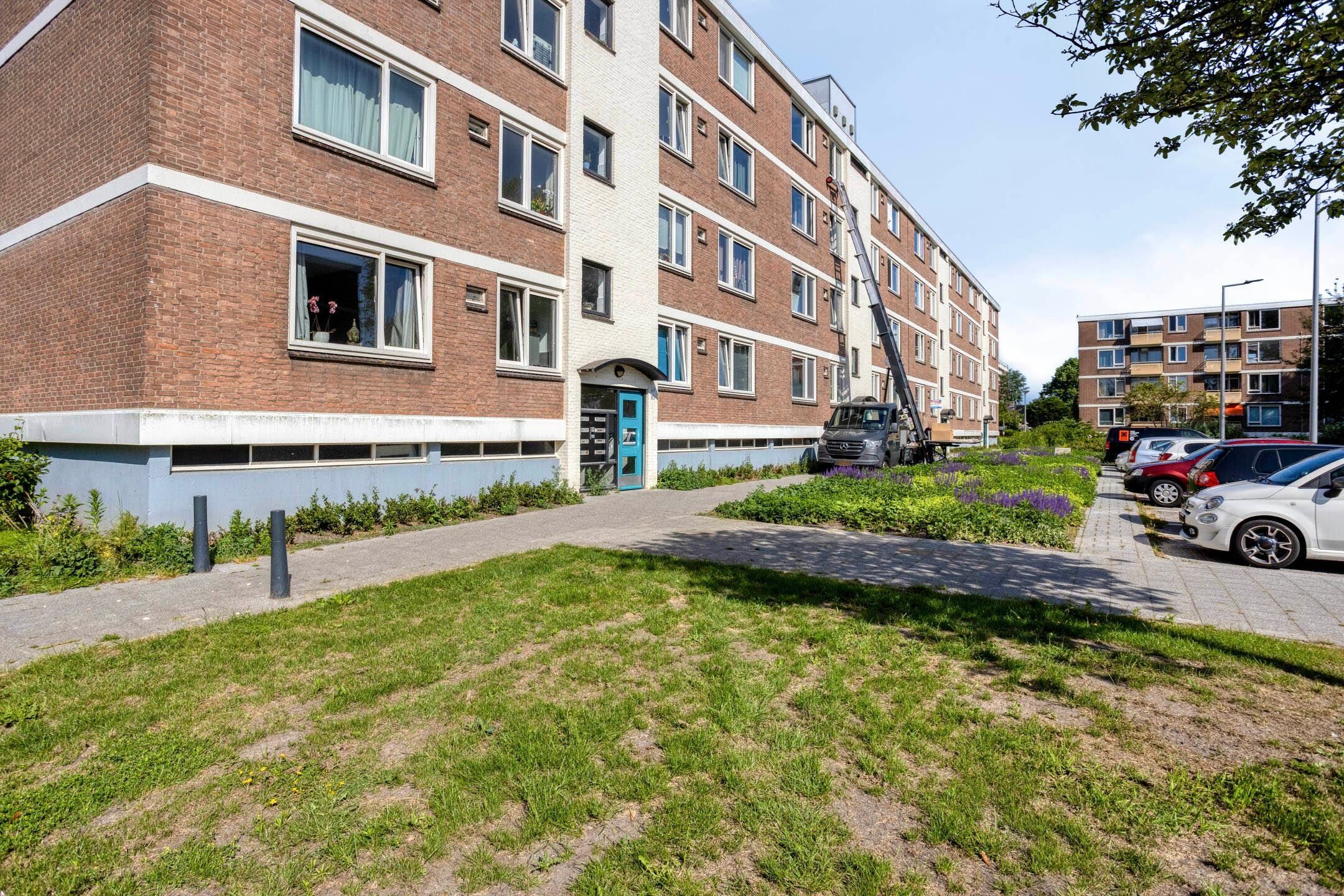 Photo 15 of Zocherstraat 83
