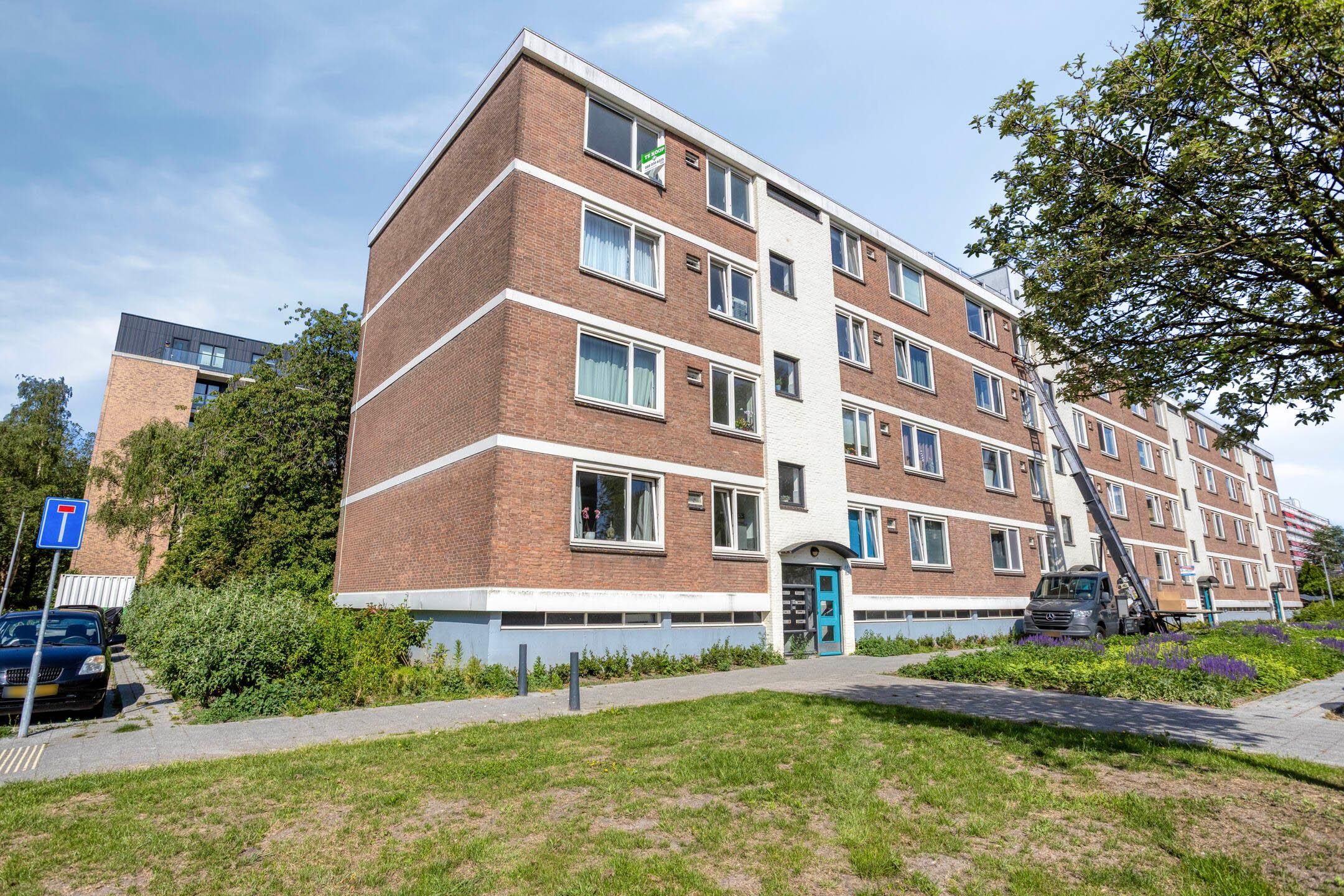 Photo 6 of Zocherstraat 83