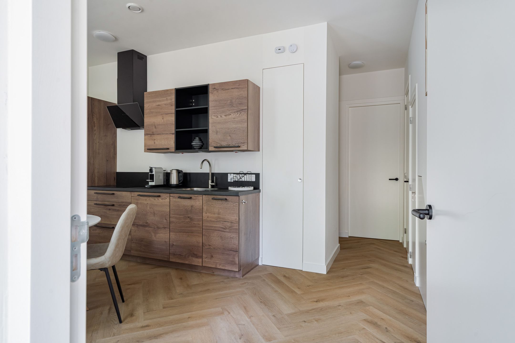Photo 9 of Van Brakelstraat 145