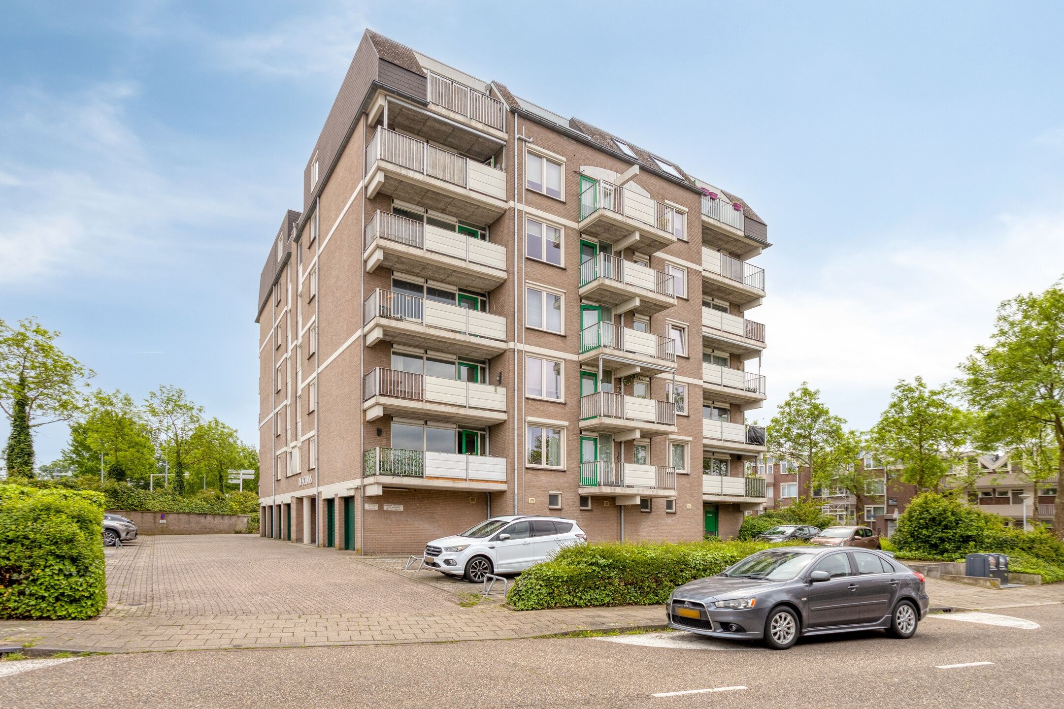 van Laerstraat 102