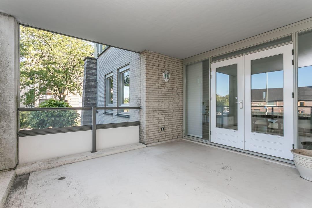 Photo 23 of Johannes XXIII-singel 105