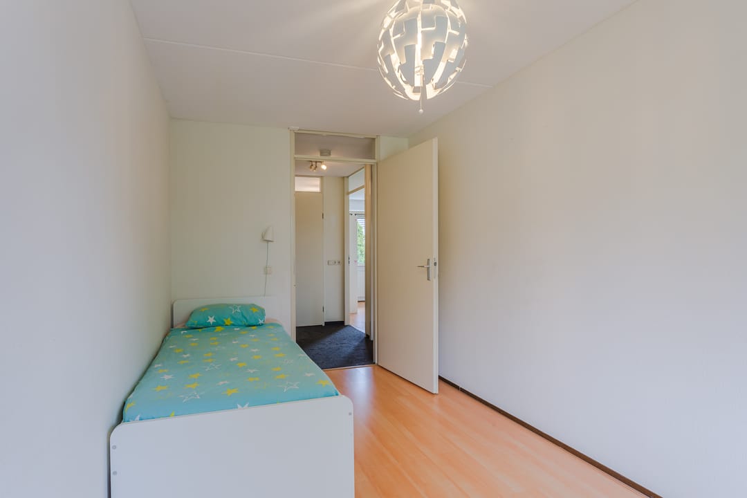Photo 22 of Vasalisstraat 44