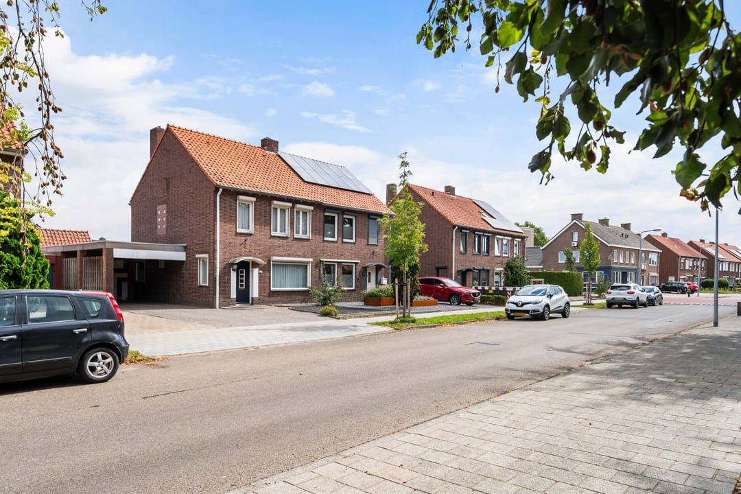 Photo 37 of Middelstestraat 54
