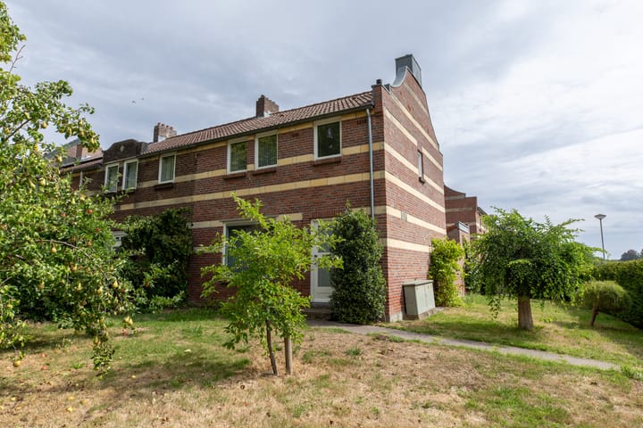 Hoekwoning te koop: van Caldenborghsweg 8, Valkenburg (Li)