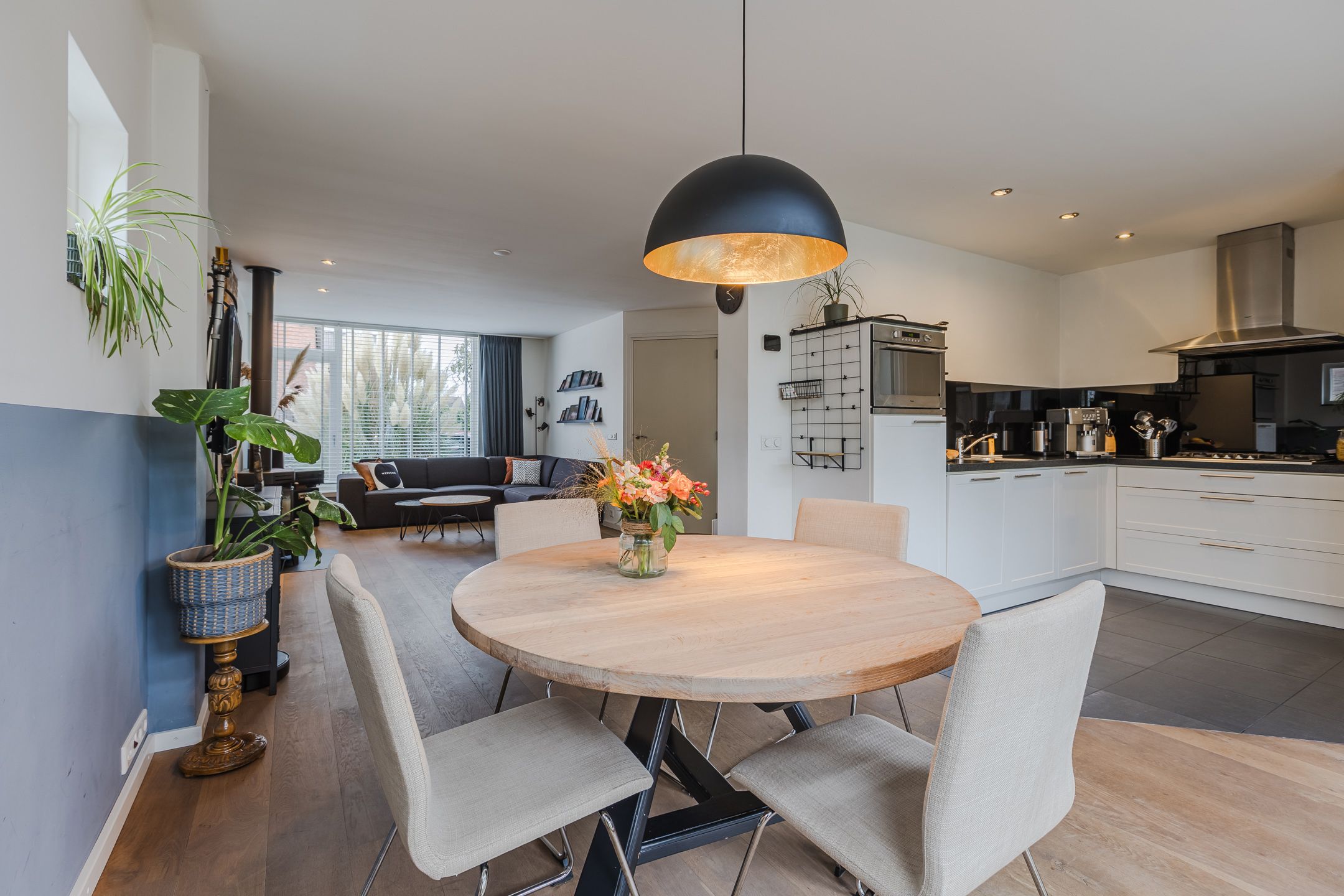 Photo 12 of Hogenackerstraat 10