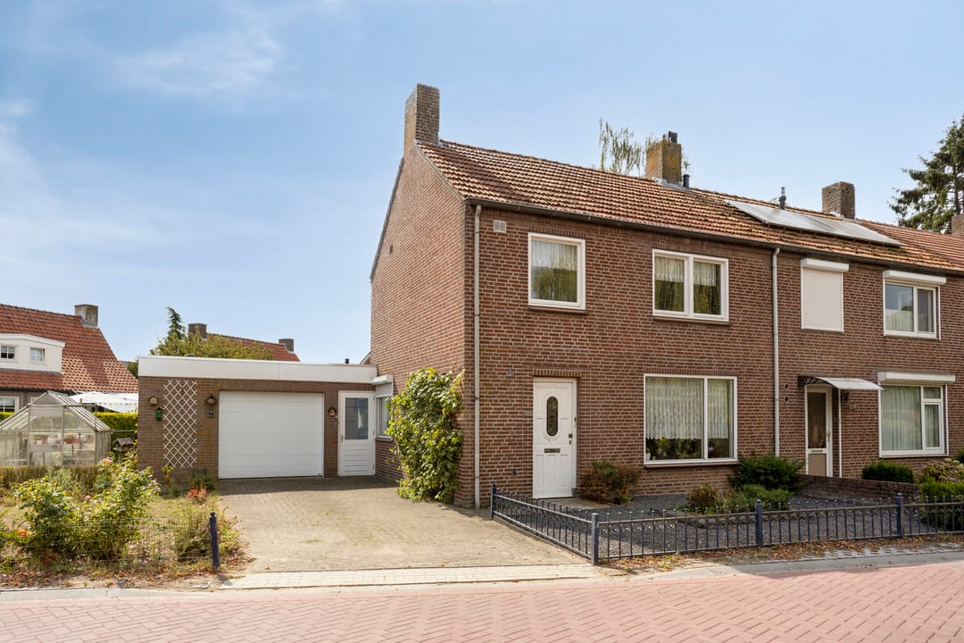 Photo 1 of Sint Cornelisstraat 35