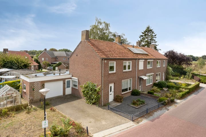 Hoekwoning te koop: Sint Cornelisstraat 35, Vortum-Mullem