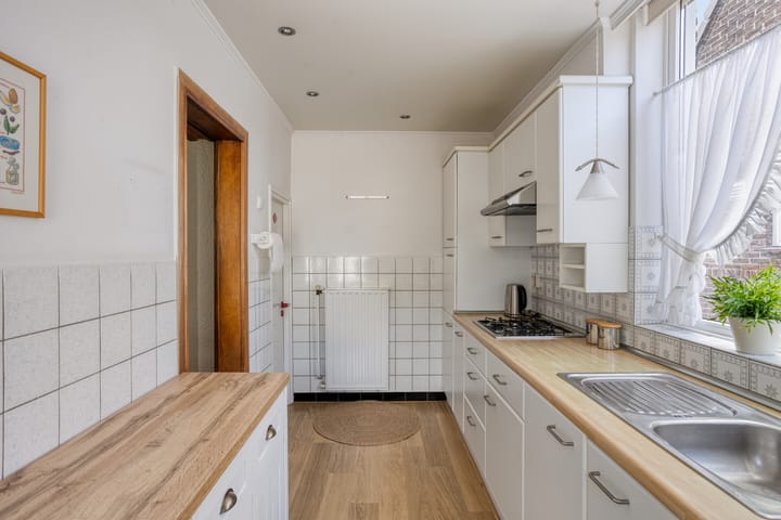 Hoekwoning te koop: Leeuwerikstraat 14, Geleen