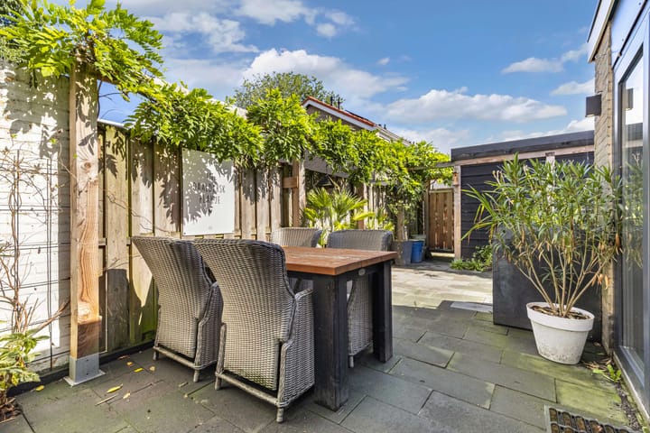 Tussenwoning te koop: Kruistraat 46, Wolvega
