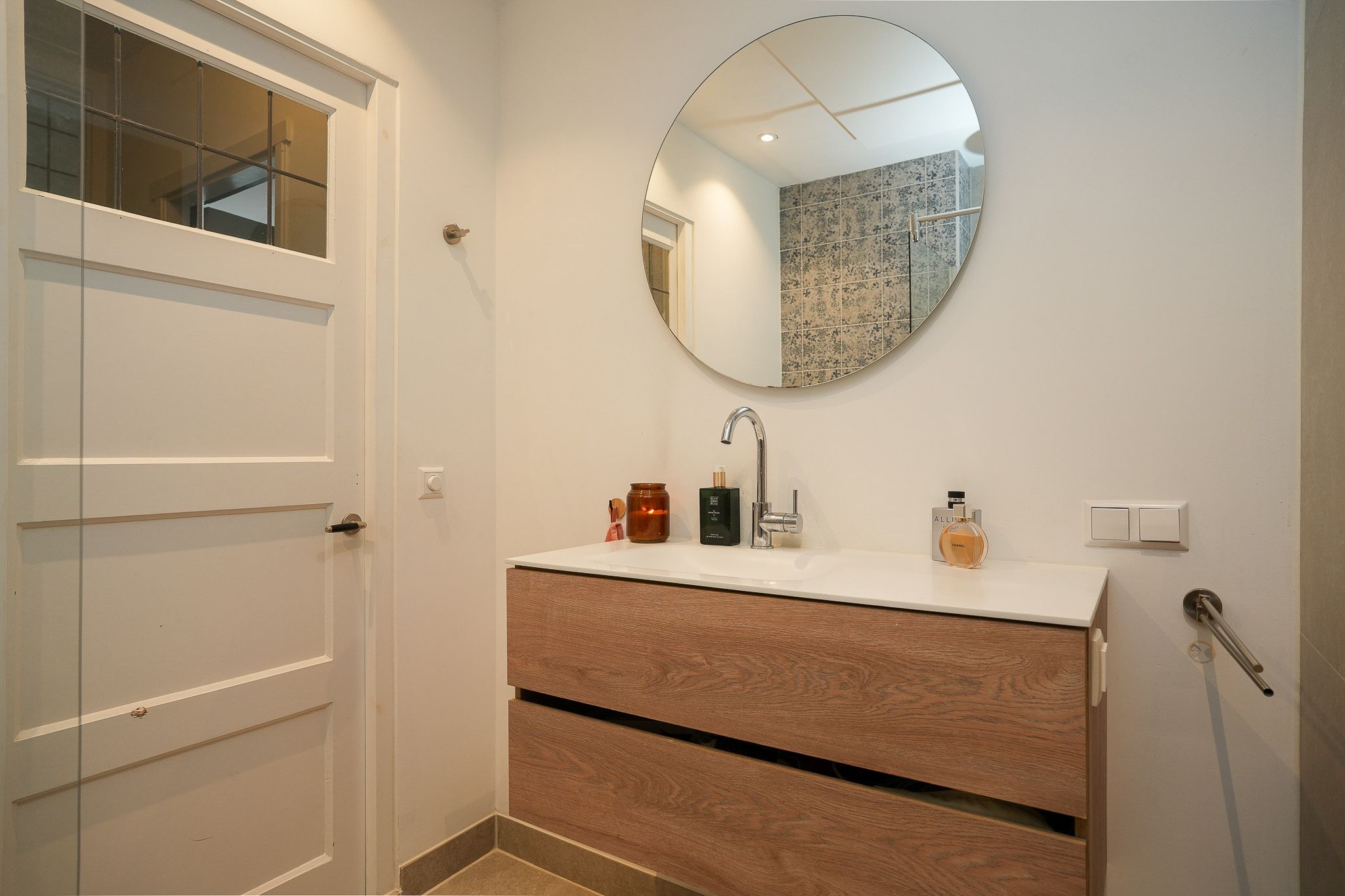 Photo 27 of Maria van Reedestraat 9