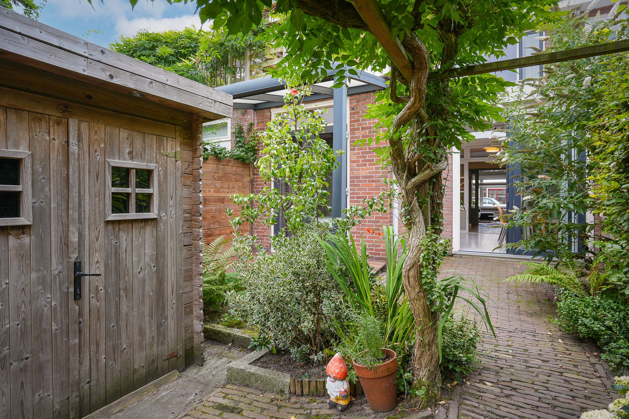 Photo 33 of Maria van Reedestraat 9