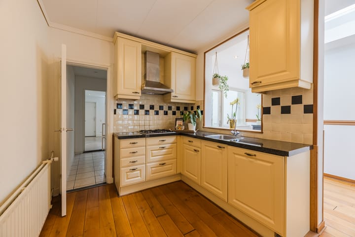 Tussenwoning te koop: Hoefakkerstraat 87, Tilburg