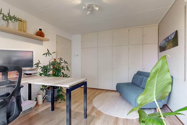 Tussenwoning te koop: Jasmijnlaan 20, Woerden