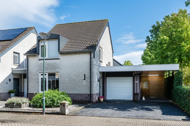 Hoekwoning te koop: Mosterdveld 1, Veghel