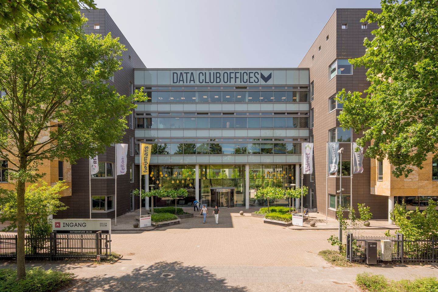 View photo 1 of Databankweg 28