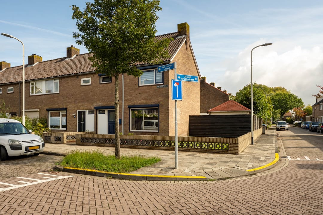 Photo 1 of Jan Tooropstraat 2