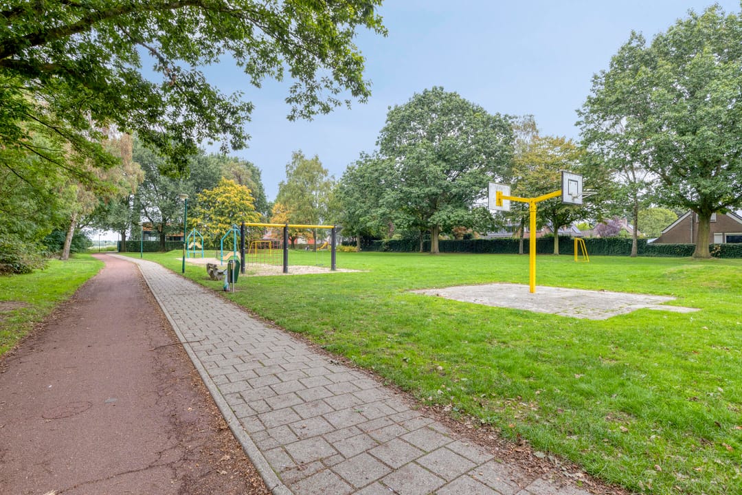 Foto 47 van de Sering 2-A