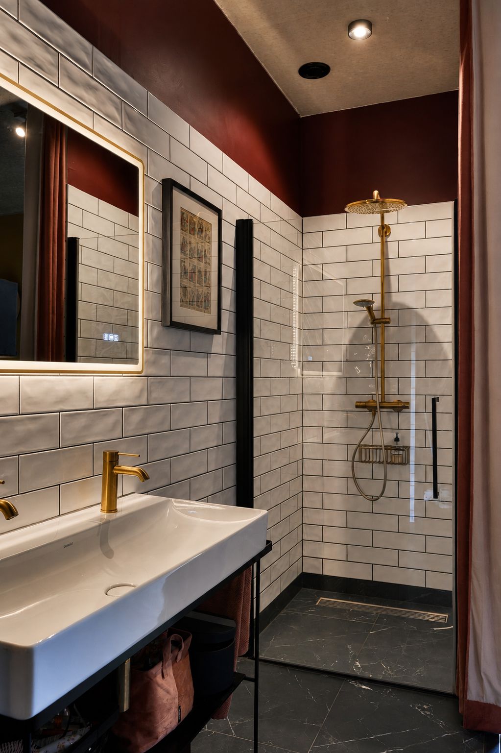 Photo 11 of Abraham Tuschinskistraat 72