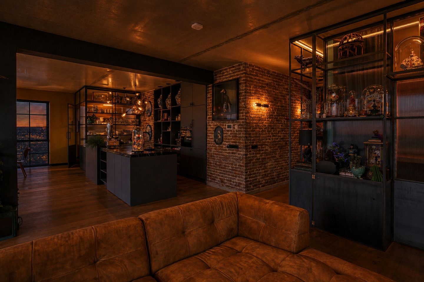 Photo 5 of Abraham Tuschinskistraat 72