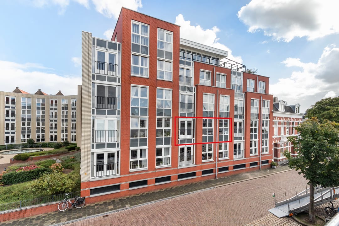 Photo 1 of Buiten Walevest 111