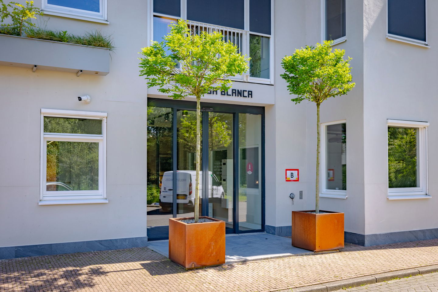 Bekijk foto 4 van H.J.E. Wenckebachweg 200