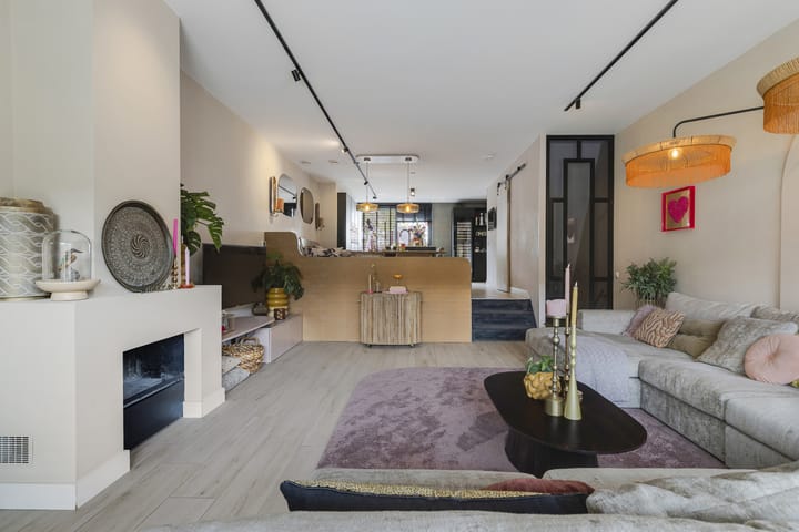 Tussenwoning te koop: Willy den Oudenstraat 23, Rotterdam