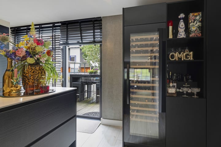 Tussenwoning te koop: Willy den Oudenstraat 23, Rotterdam