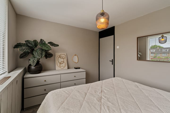 Tussenwoning te koop: Geelkruid 73, Rotterdam