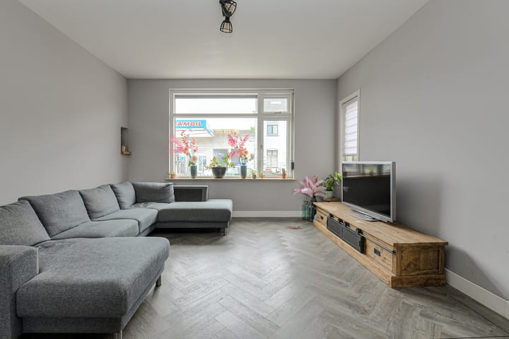 Vrijstaande woning te koop: Provincialeweg 95, Oosteind