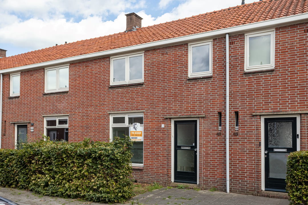 Photo 2 of Abraham Steenhagenstraat 3