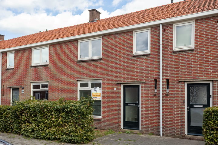 Photo 2 of Abraham Steenhagenstraat 3