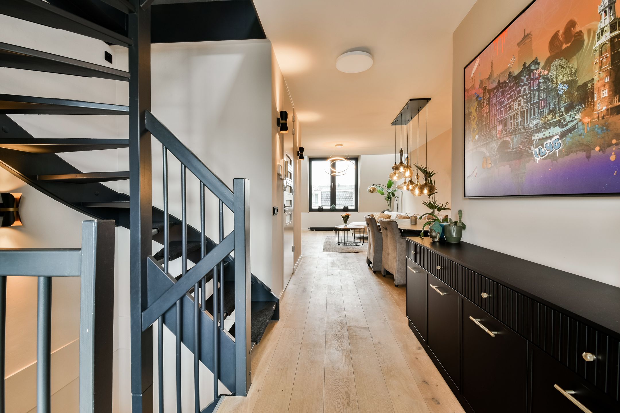 Photo 15 of Eerste Jan Steenstraat 8-E