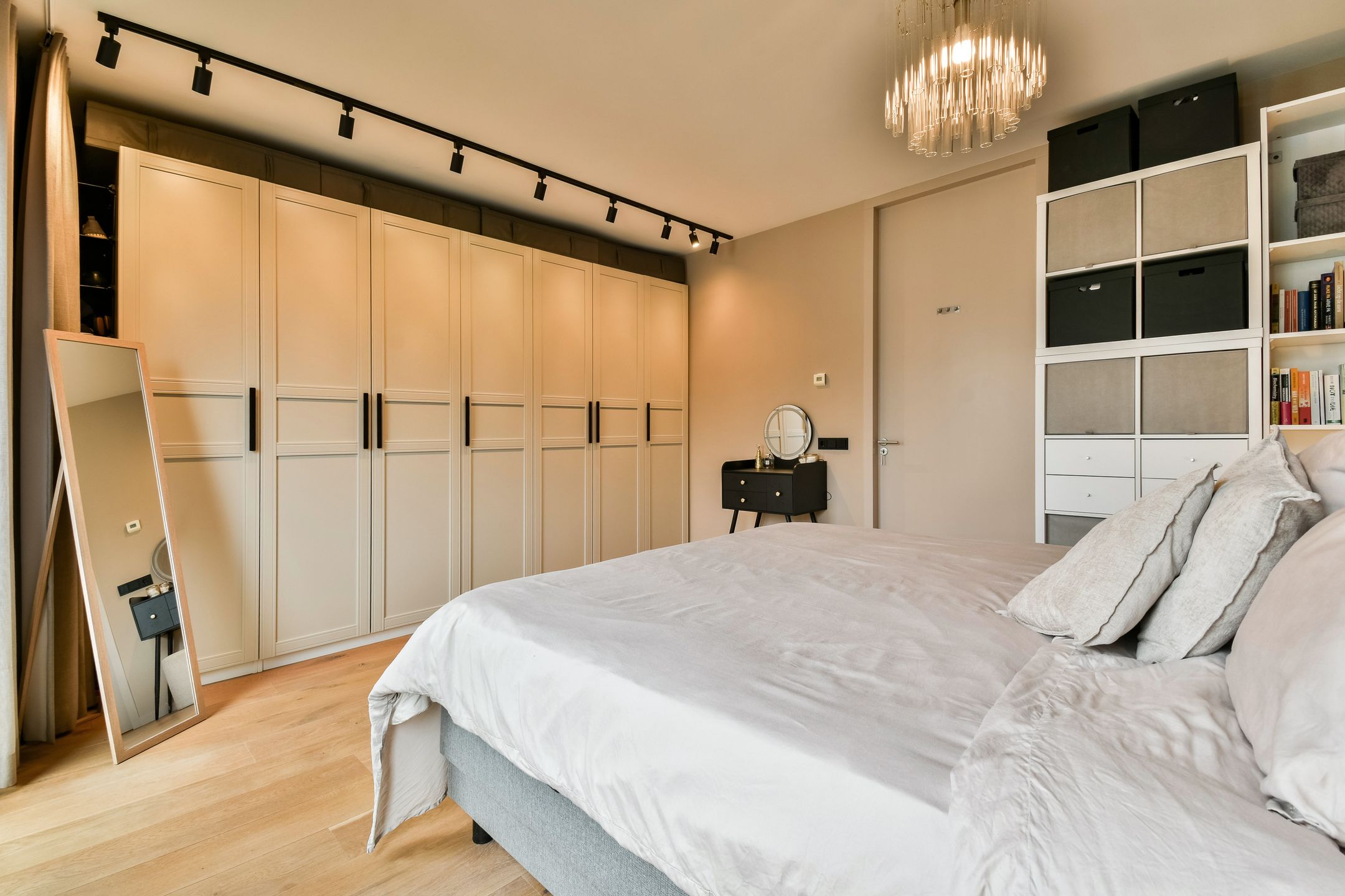 Photo 24 of Eerste Jan Steenstraat 8-E