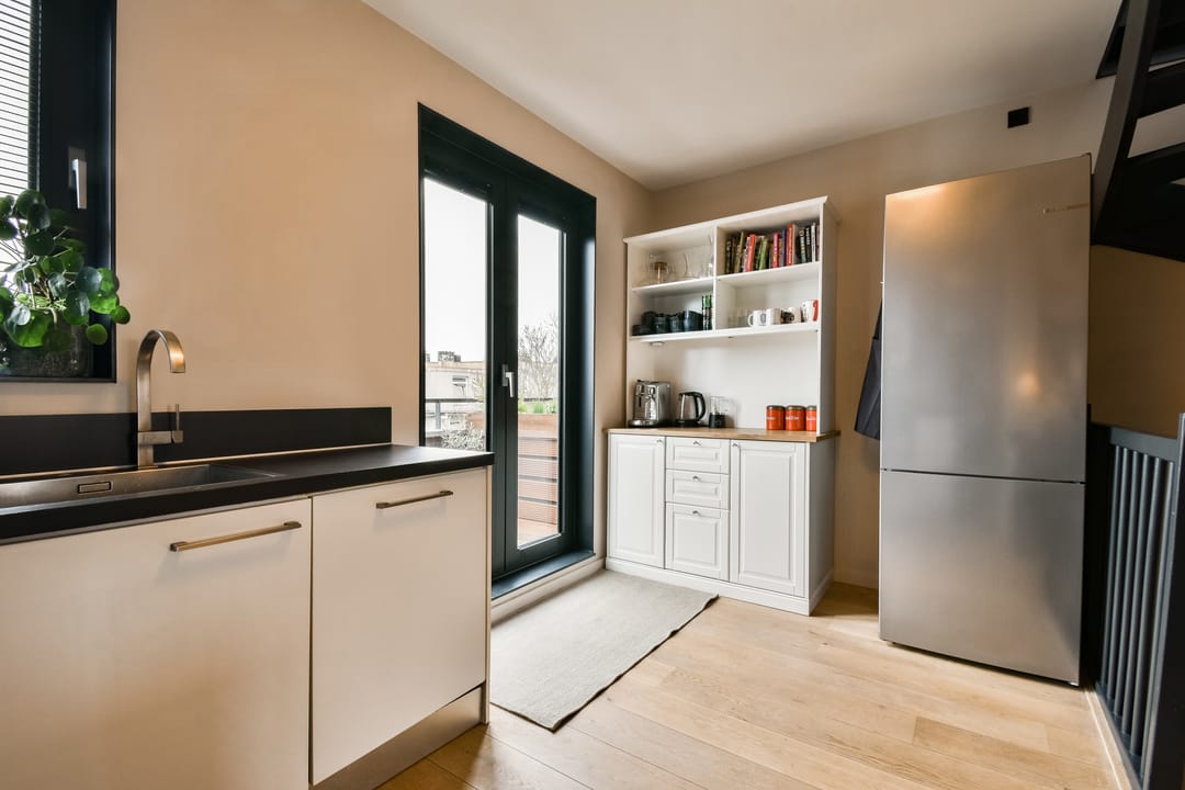 Photo 11 of Eerste Jan Steenstraat 8-E