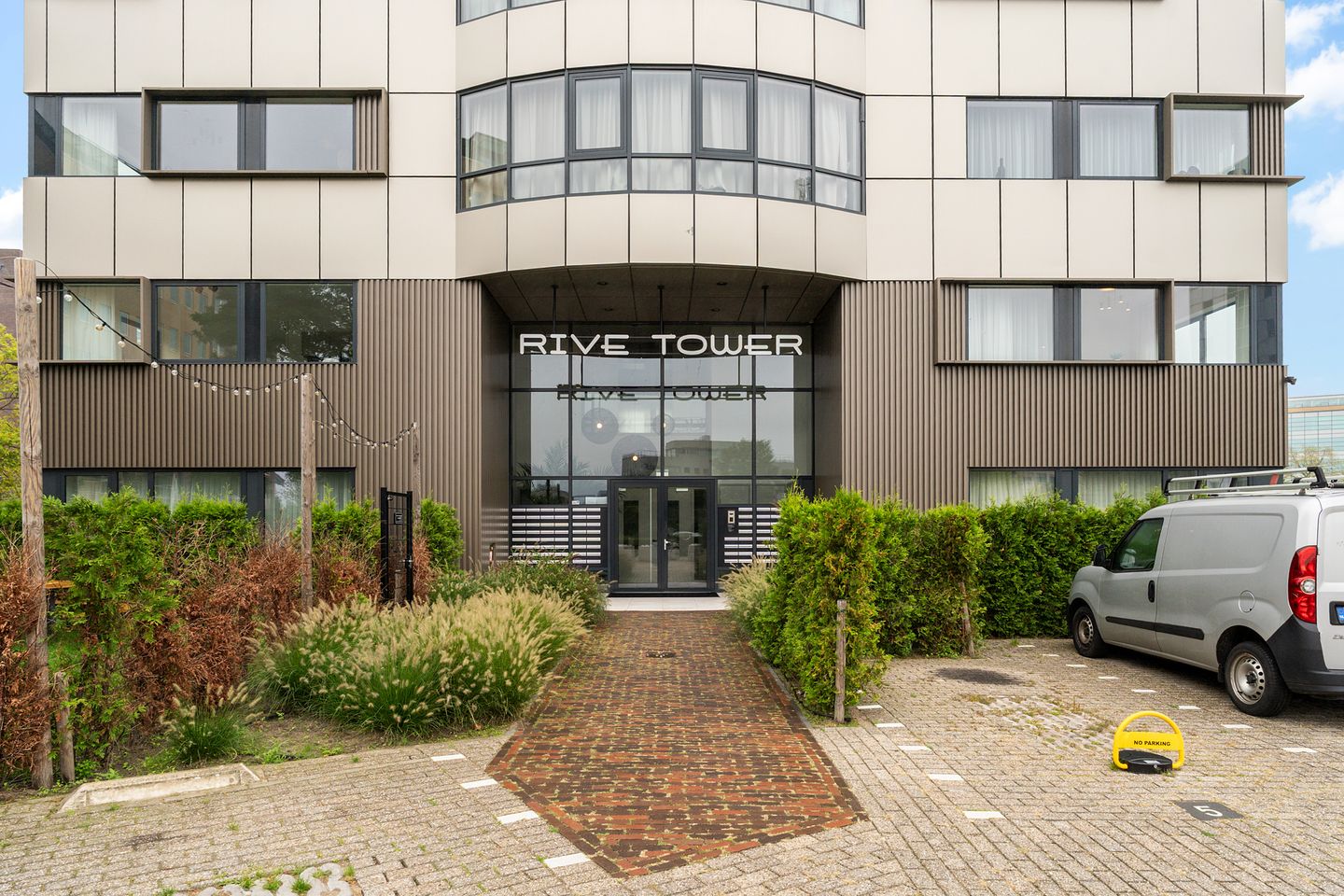 Foto 14 van Rivium 1e straat 65-E