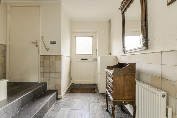 Twee-onder-één-kap te koop: Schoutenveld 12, Oosterhout (Nb)
