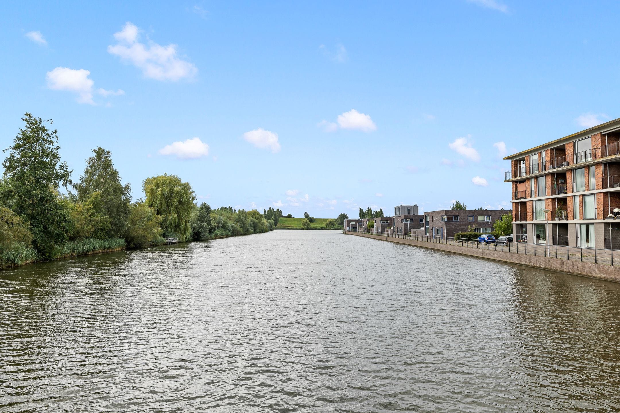 Photo 39 of Zevenblad 23