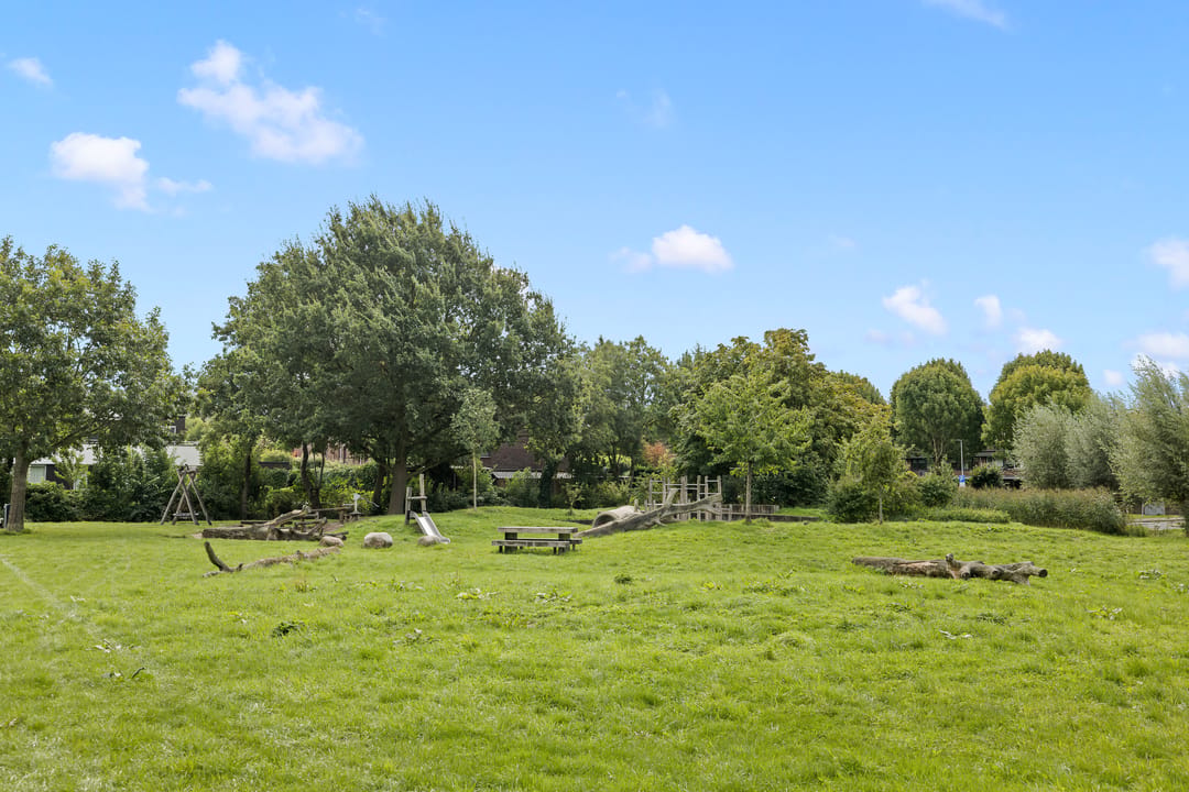 Photo 37 of Zevenblad 23
