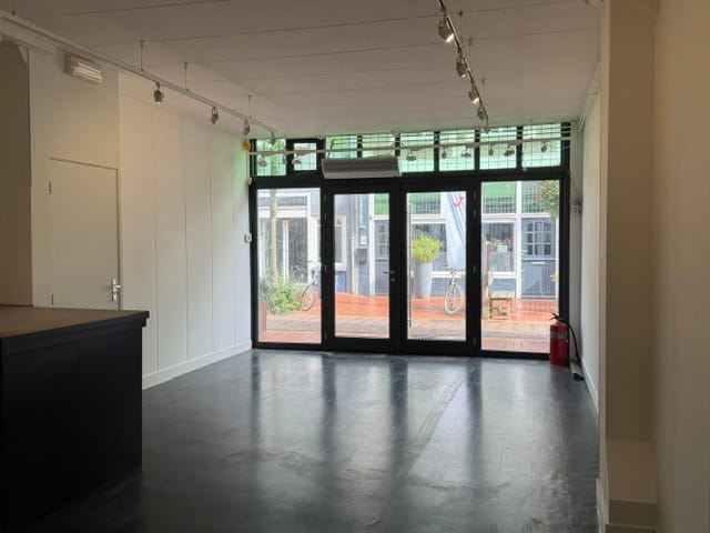 Bekijk foto 3 van Nassaustraat 3-C