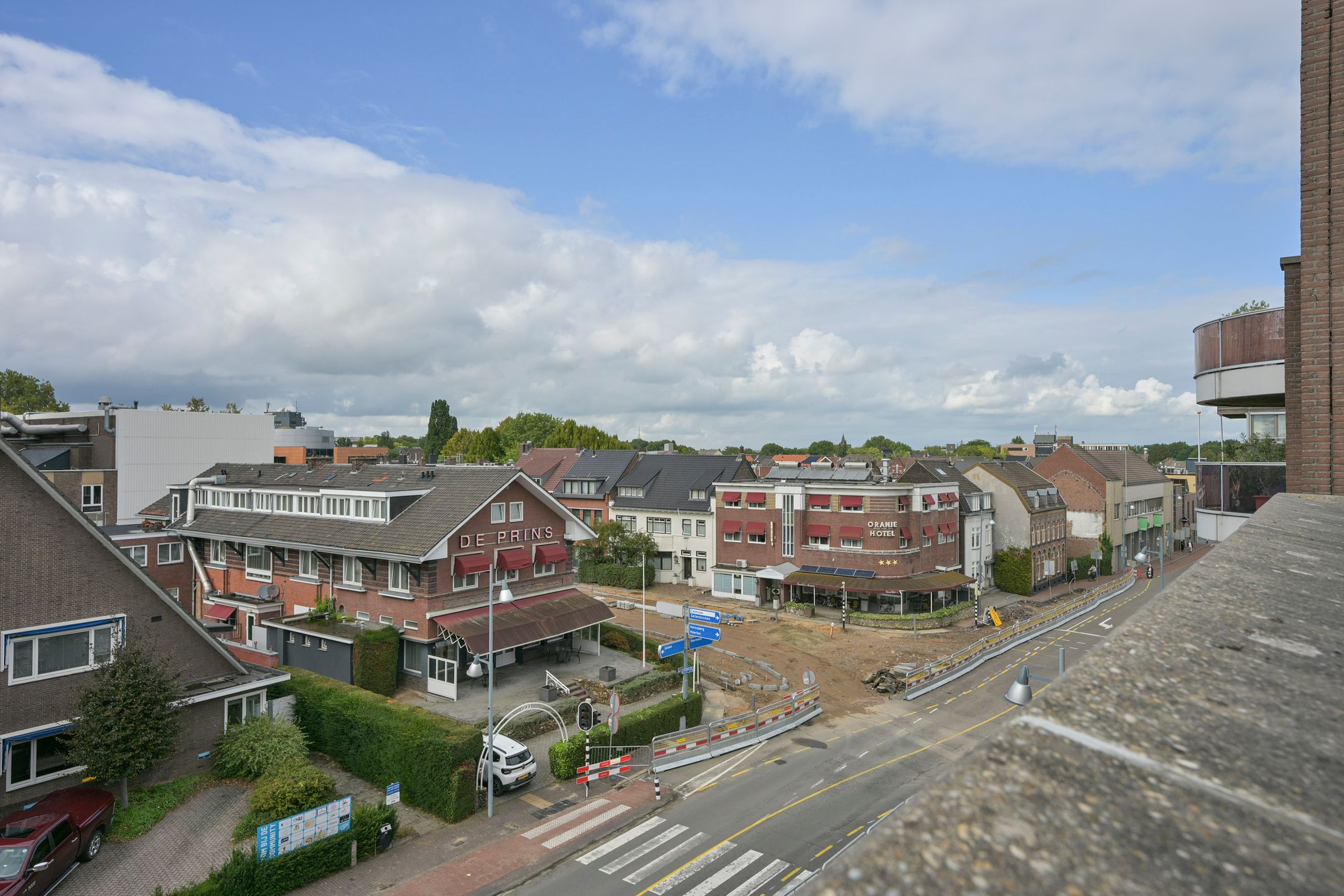 Photo 18 of Wilhelminastraat 16-26