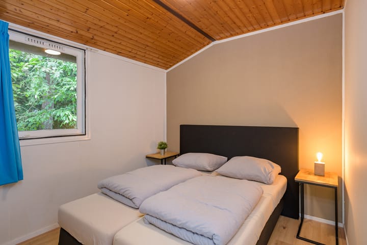 Twee-onder-één-kap te koop: Hoge Bergweg 16-975, Beekbergen