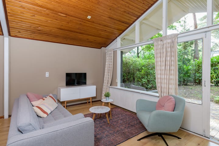 Twee-onder-één-kap te koop: Hoge Bergweg 16-975, Beekbergen