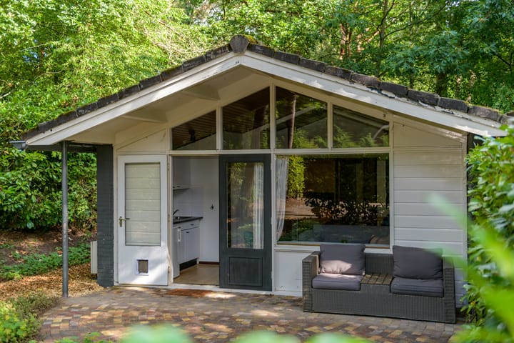 Twee-onder-één-kap te koop: Hoge Bergweg 16-975, Beekbergen
