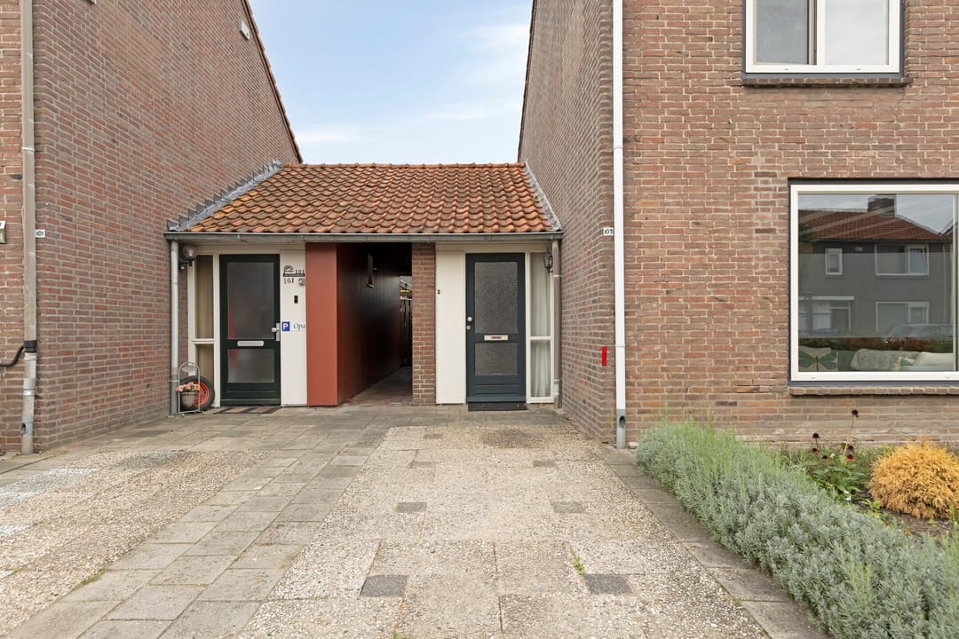 Photo 8 of Burgemeester van Poppelstraat 103