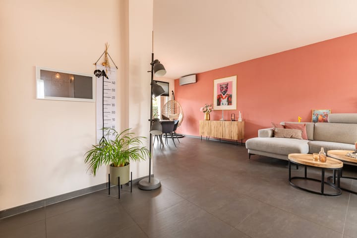 Tussenwoning te koop: Hekerbeek 26, Geleen