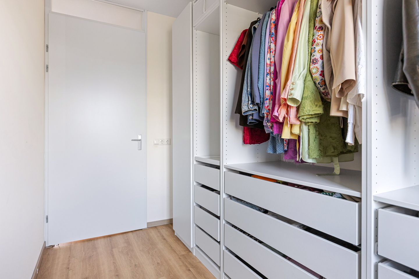 Photo 19 of van Schouwenburgstraat 15-001