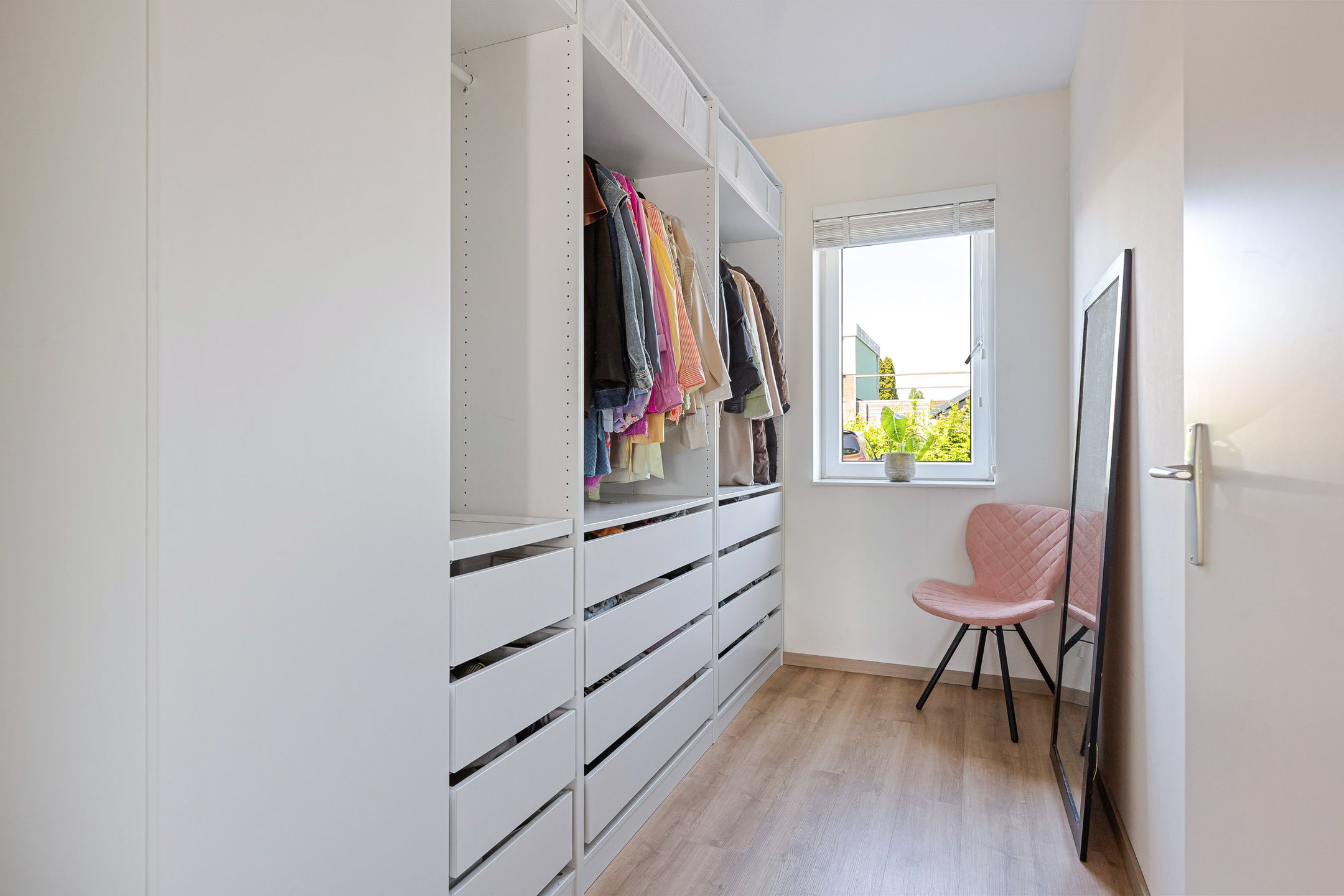 Photo 18 of van Schouwenburgstraat 15-001