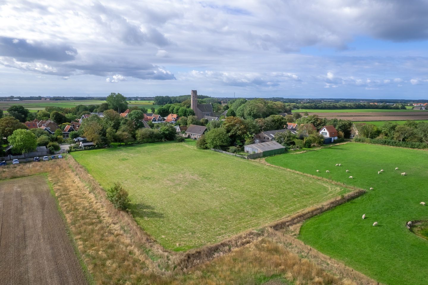 Photo 59 of Hogereind 23-X