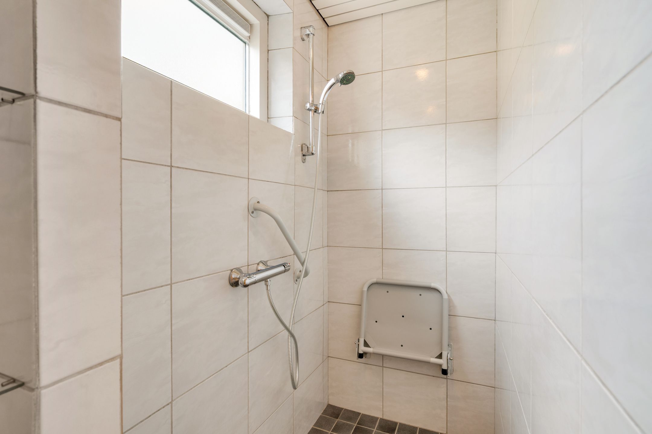 Photo 30 of Dr Staringstraat 15