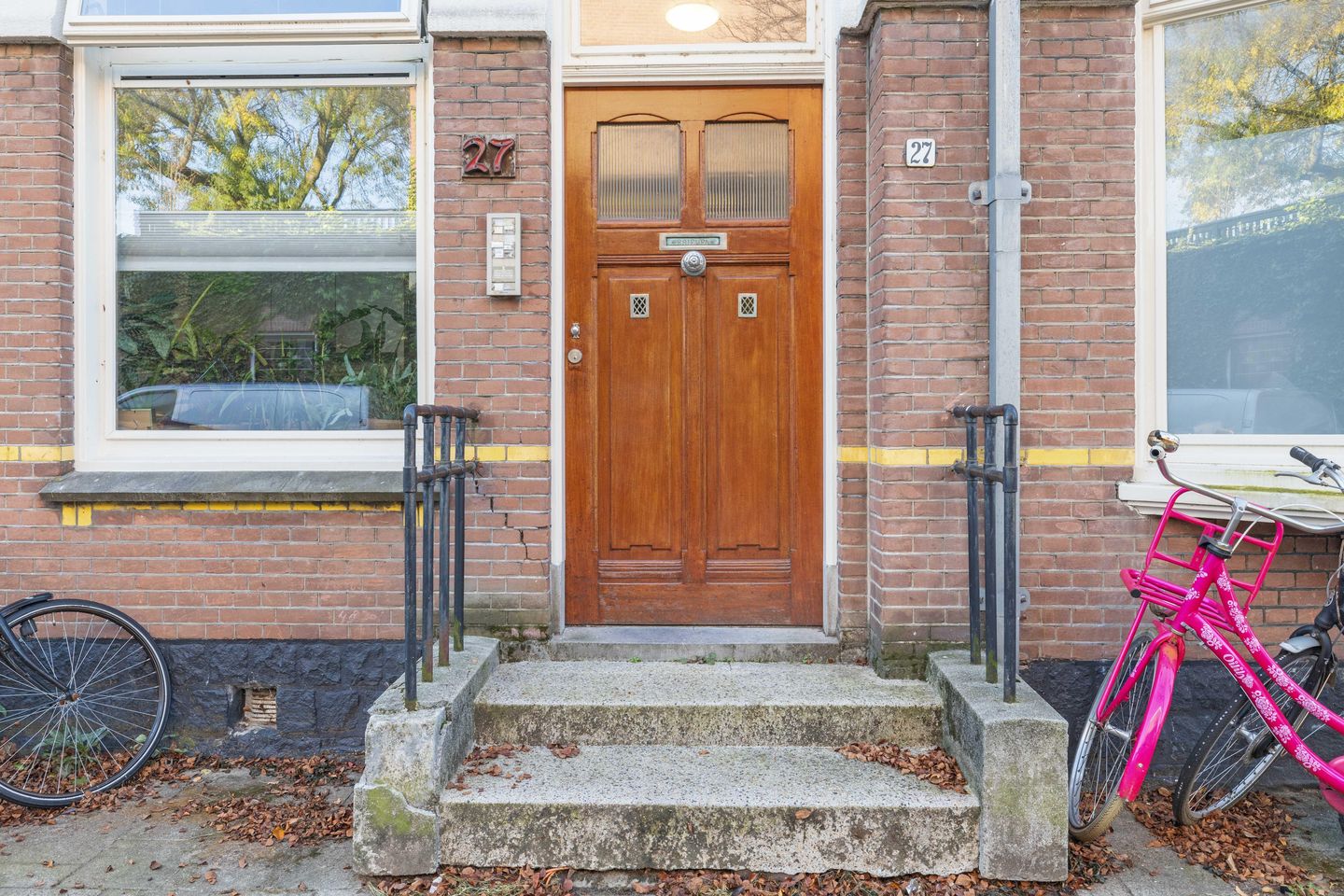 Photo 5 of Dillenburgstraat 27-B